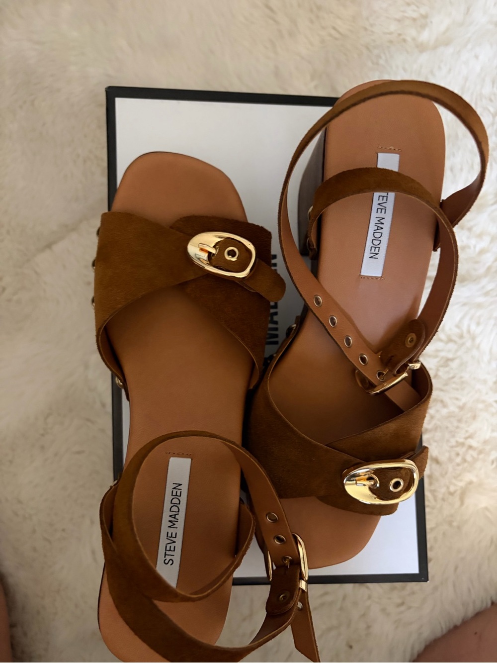 Steve Madden Tan Suede Crossband Sandals with Gold Buckles with box.
